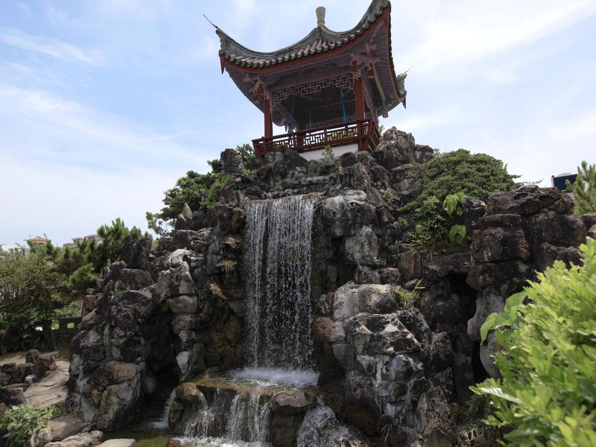 Guest House Grand Naha Exterior photo